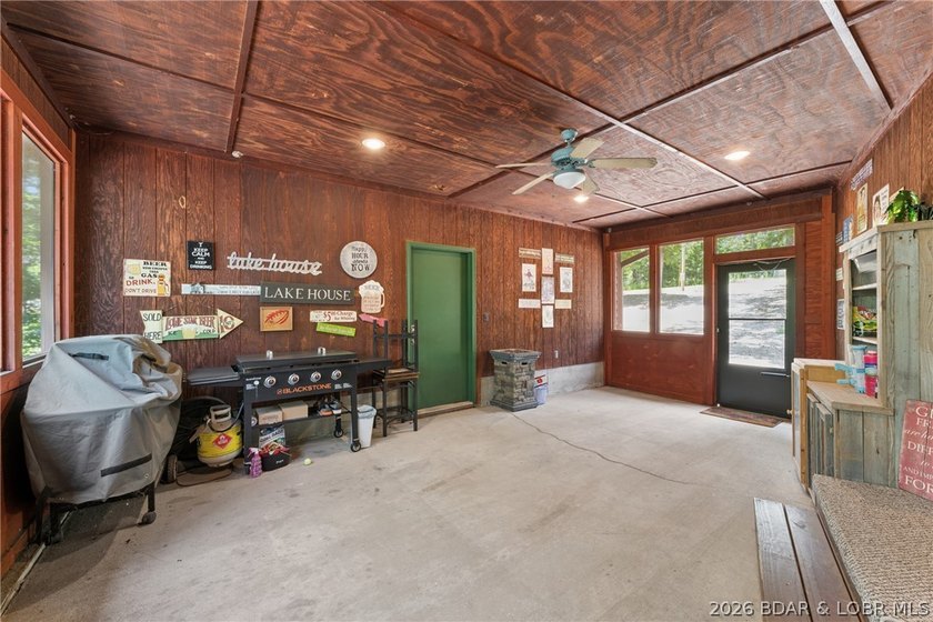 Lakefront living at its finest on the 84 MM! Welcome to 23069 - photo 27