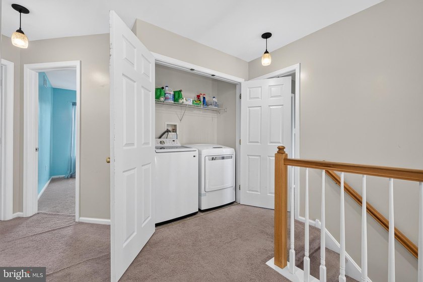Welcome to 43 Nita Drive in the desirable Garrison Lake Green - photo 28