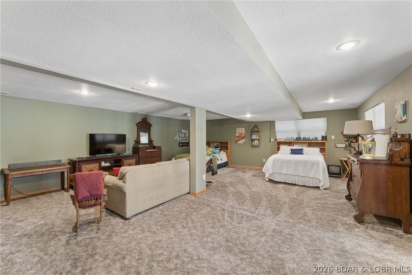 Lakefront living at its finest on the 84 MM! Welcome to 23069 - photo 38