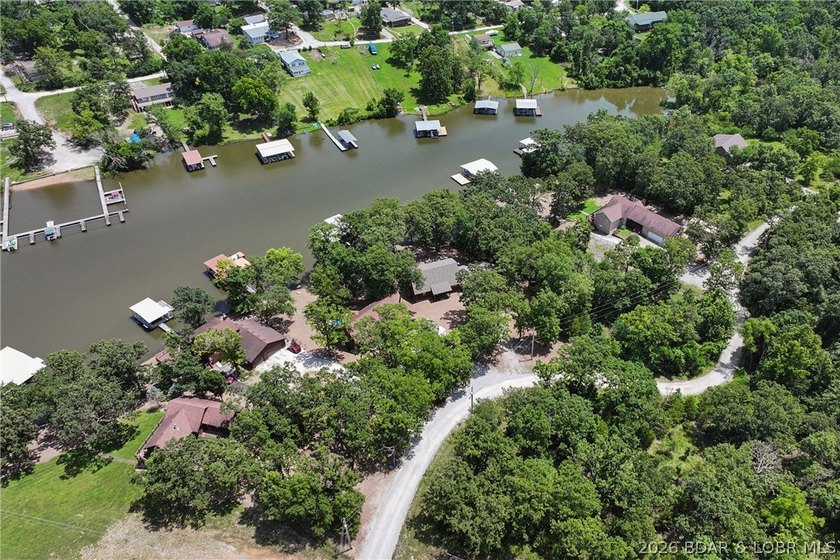 Lakefront living at its finest on the 84 MM! Welcome to 23069 - photo 46