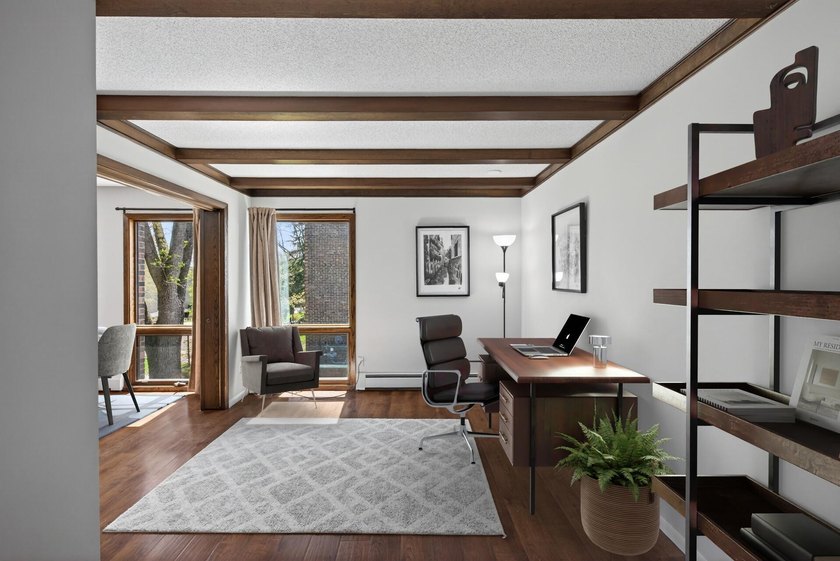 Resort style living in Edina West! This 2 bedroom &amp; 2 bathroom - photo 19