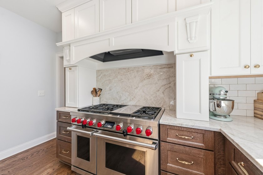 Set along one of Shorewood's most sought-after boulevards, this - photo 25