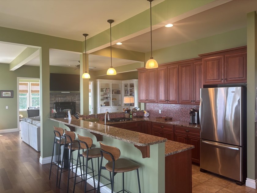 Welcome to this beautiful contemporary colonial, nestled on 10.5 - photo 25
