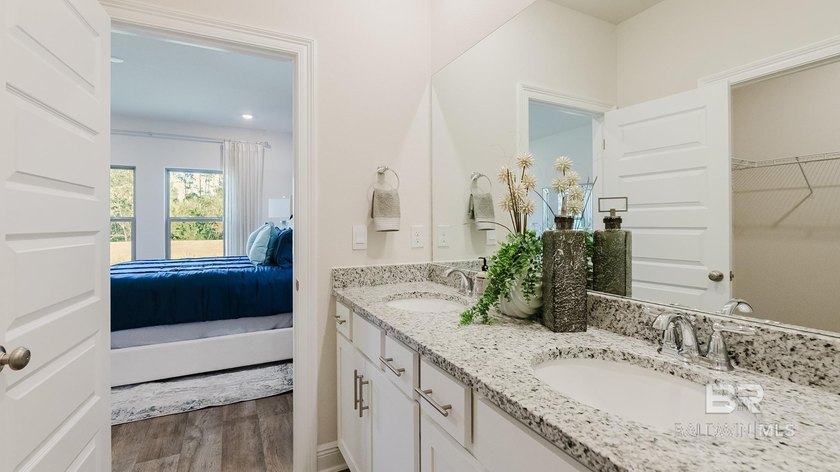 Welcome to 13515 Redhead Lane in Tealwood Estates, where - photo 34