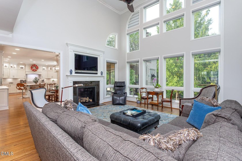 Classic elegance meets refined modern living in this exceptional - photo 15