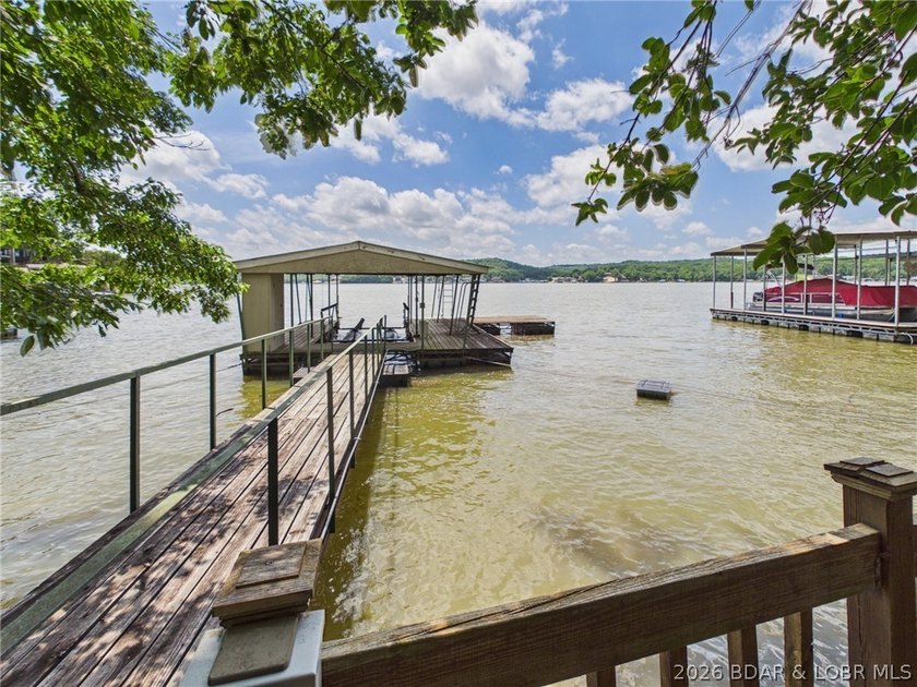 Welcome to your perfect turnkey lake front getaway, this well - photo 33