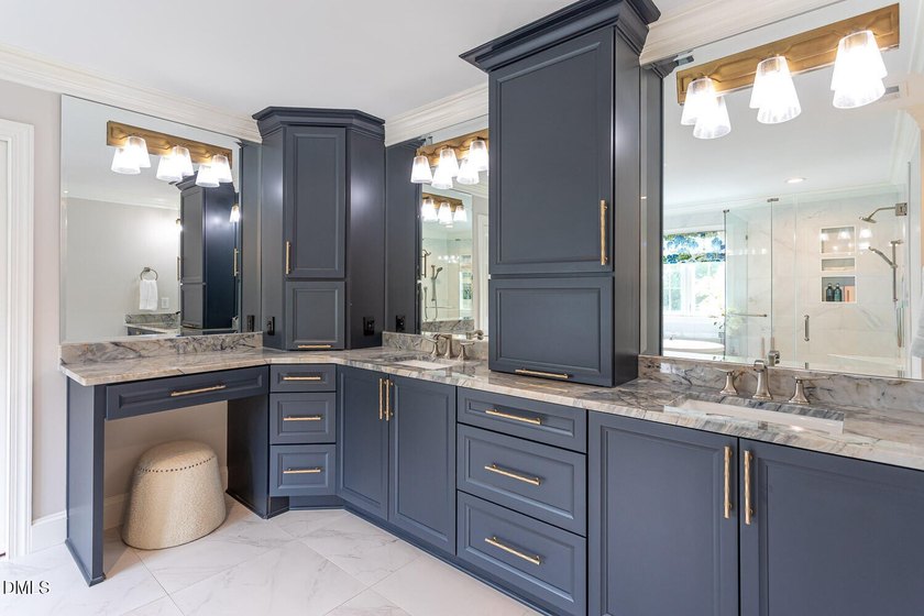 Classic elegance meets refined modern living in this exceptional - photo 33