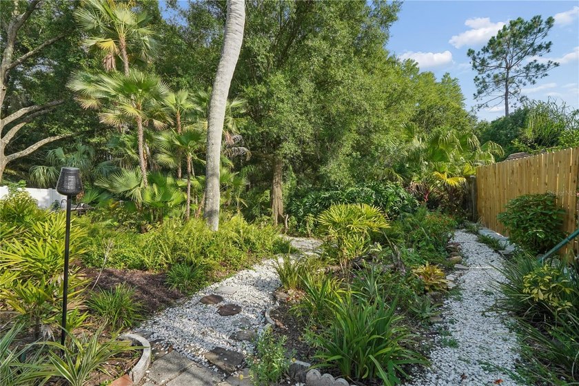 Welcome to 4712 Deerwalk Avenue, a warm and inviting - photo 43
