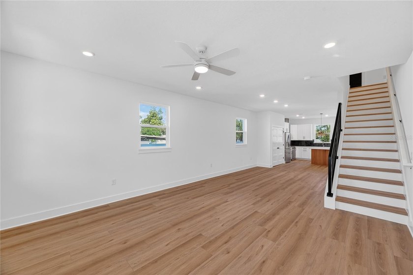 ***SELLER OFFERING $5,000 TOWARDS BUYERS CLOSING COSTS*** - photo 8