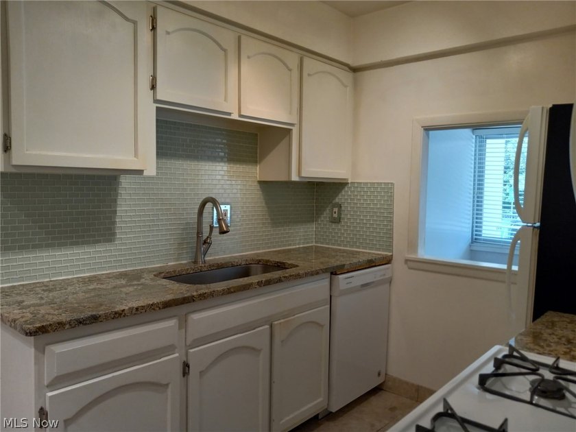 BEST opportunity to experience resort-style living on the Gold - photo 6