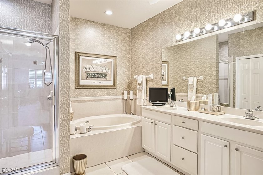 Welcome Home to REFLECTION LAKES - 3 BED | 2 BATH | COACH HOME | - photo 23