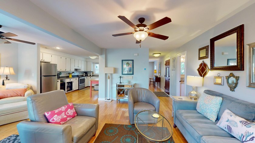 Enjoy waterfront living in this charming lakefront property - photo 34