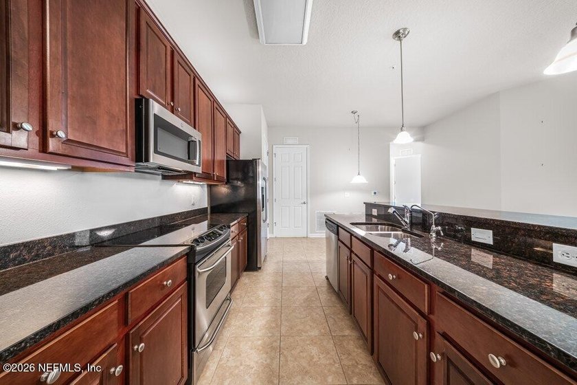 BONUS: 3 months HOA paid by seller with acceptable offer! - photo 13