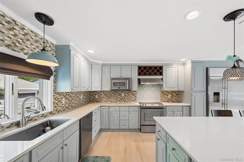 Welcome to the remarkable 1210 Hyman Ave, Bayshore NY, 11706 - photo 22