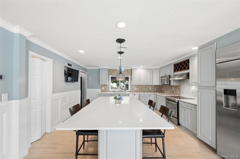 Welcome to the remarkable 1210 Hyman Ave, Bayshore NY, 11706 - photo 26
