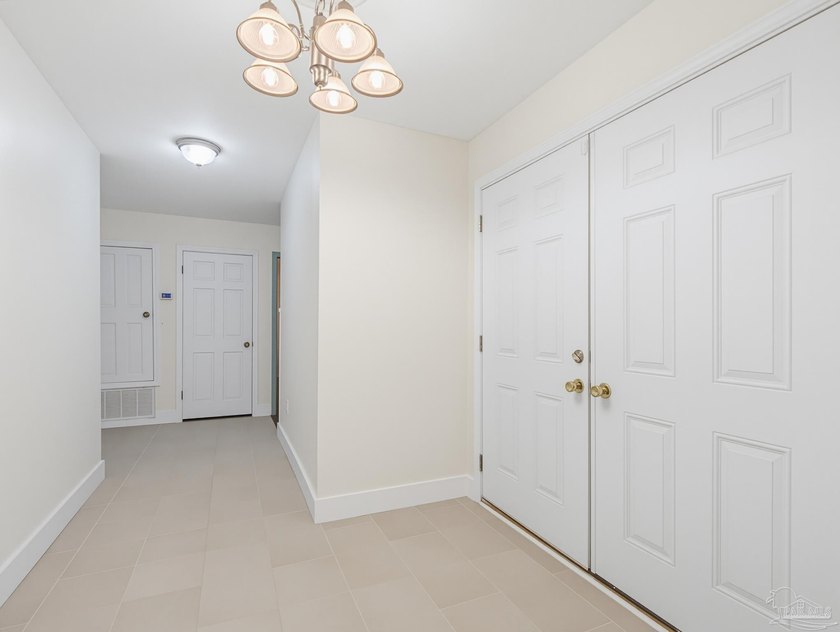 **Open House: Saturday, July 25th 1PM-3PM** Welcome to 7 Gunn - photo 6