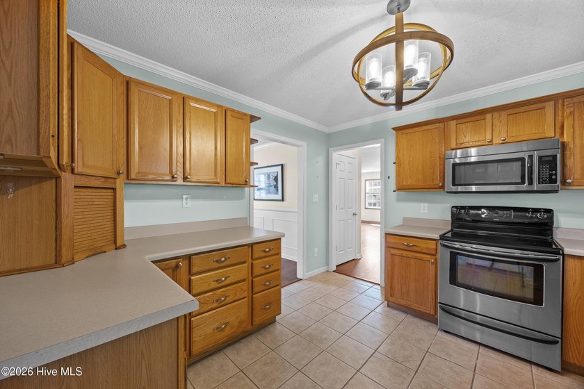 Welcome to 127 Trailwood Drive! If you've been looking for a - photo 13