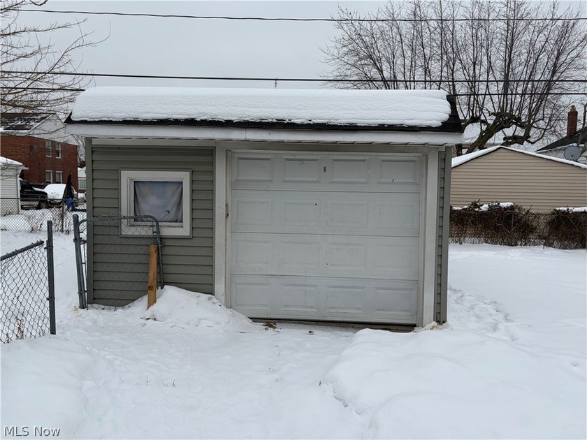Short Sale. AS-IS - photo 3