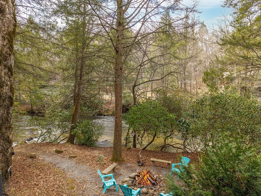 Nestled along the peaceful banks of Fightingtown Creek with 200 - photo 18