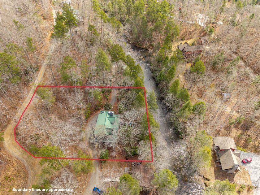 Nestled along the peaceful banks of Fightingtown Creek with 200 - photo 20