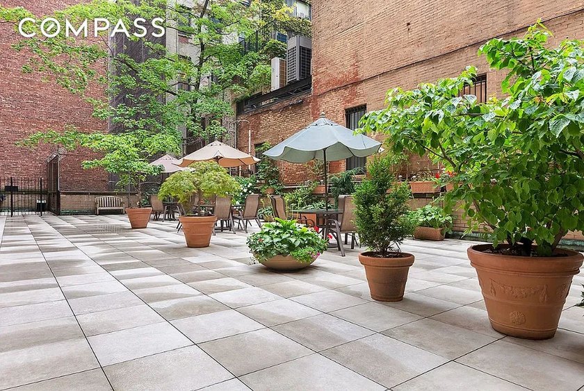 A rare Murray Hill studio with a distinct, loft-like feel - photo 8