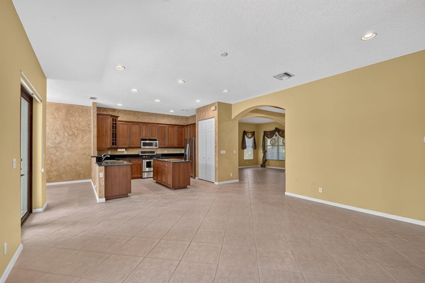 Welcome to one of Palm Beach County's most desirable gated - photo 28