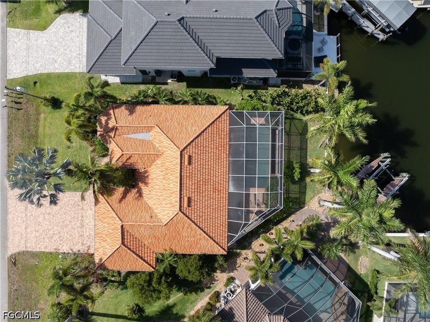Just Reduced! Don't miss this outstanding 4 Bed / 2 Bath Gulf - photo 38