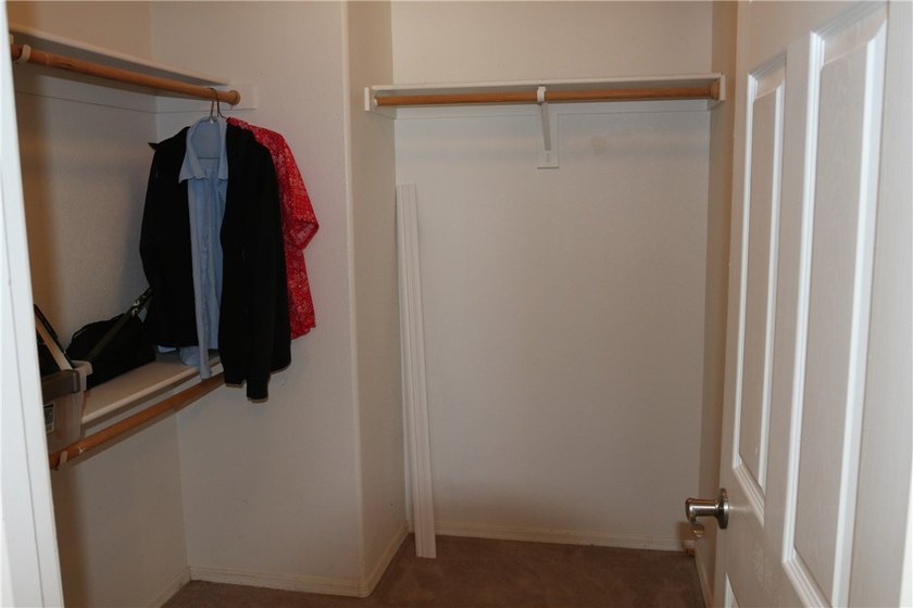 Outstanding stick-built home on 1.18 corner lot in beautiful - photo 42