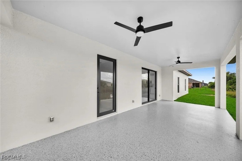 Beautiful new construction (2024) home will not last long! This - photo 13
