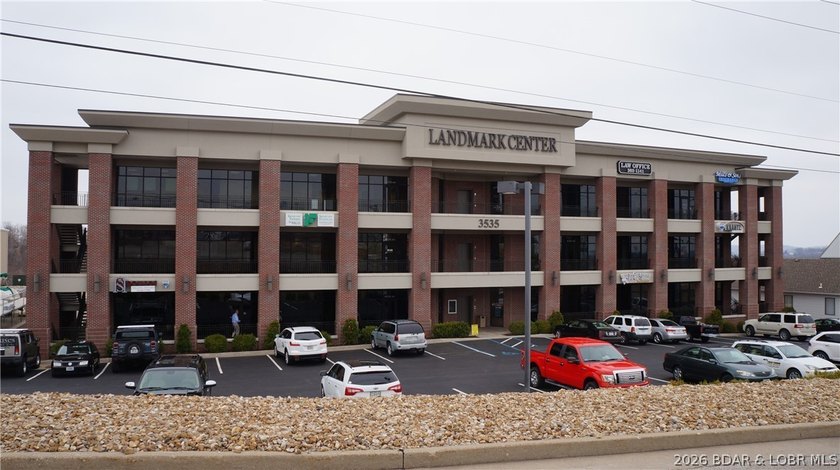 Discover an exceptional opportunity to purchase office space in - photo 21