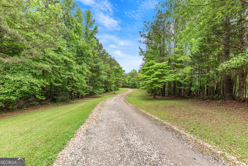 Set on 25 beautiful acres in the heart of Madison, GA, this - photo 40