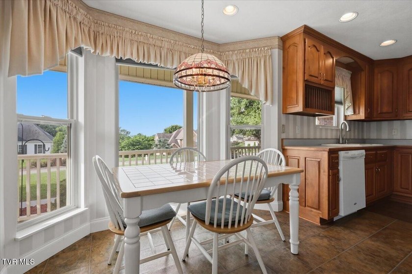 Patriot Hills Golf Course home!!! Immaculate home and first time - photo 21