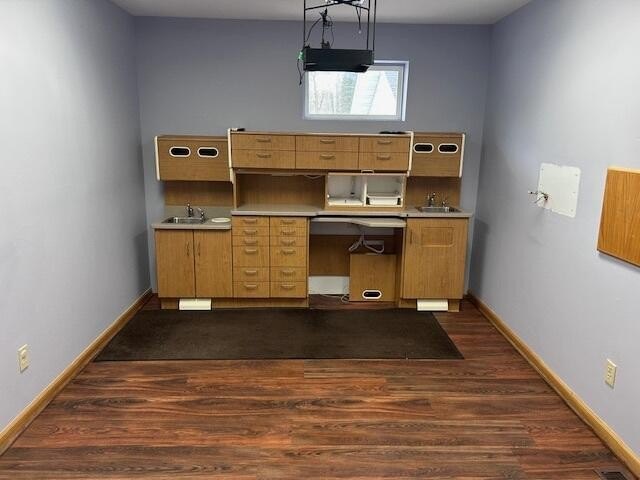Well maintained medical office, previous dental office. 1383 - photo 21