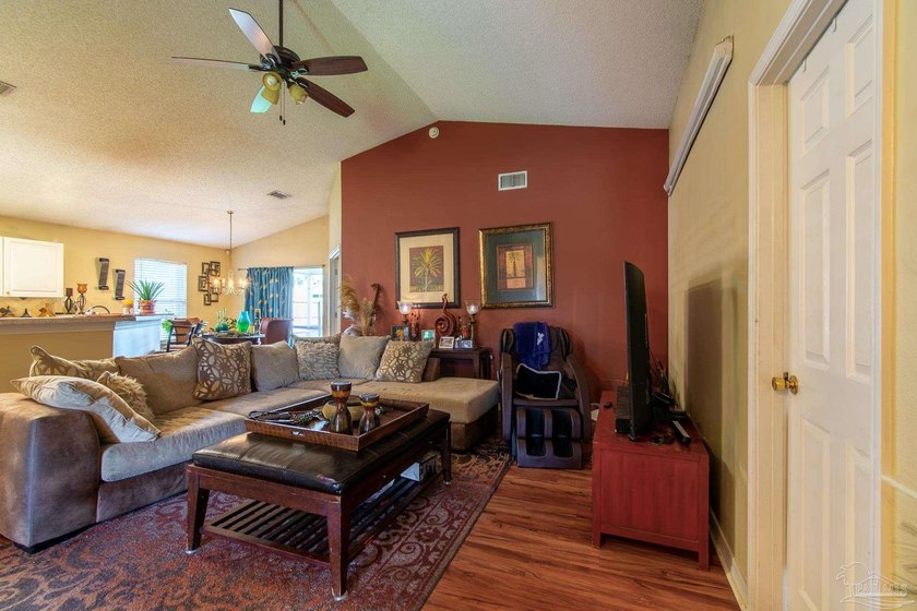 Popular Location Near NAS Pensacola &amp; Perdido Beaches! Don't - photo 5