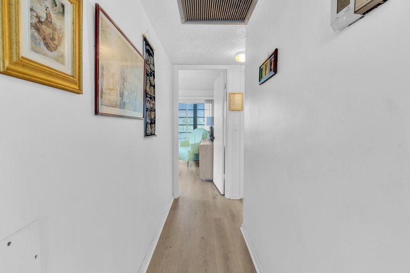 Discover comfortable living in this thoughtfully appointed - photo 15