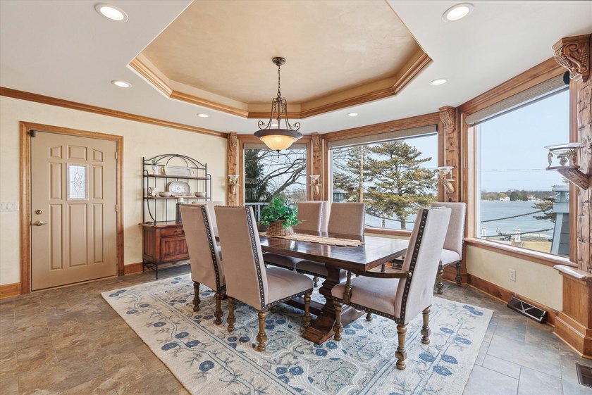 Discover luxury living at this stunning lakefront property - photo 20