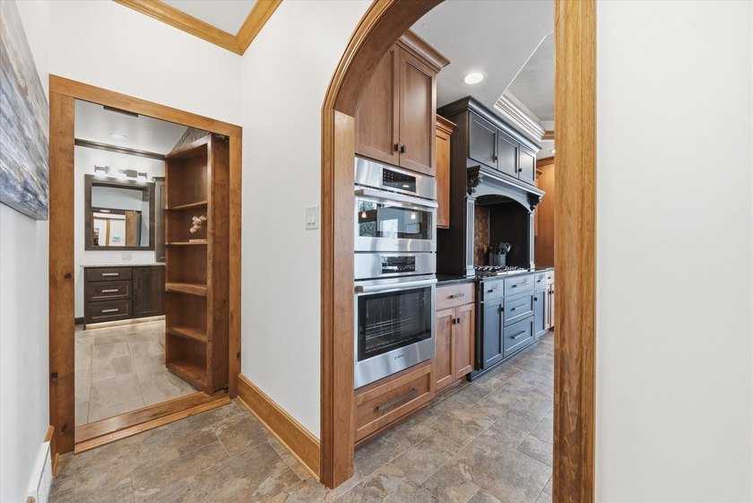 Discover luxury living at this stunning lakefront property - photo 23