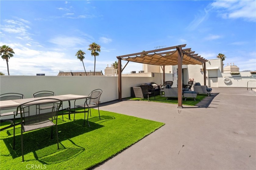 $20,000 Free Grant available!! A Private Urban Retreat with - photo 23