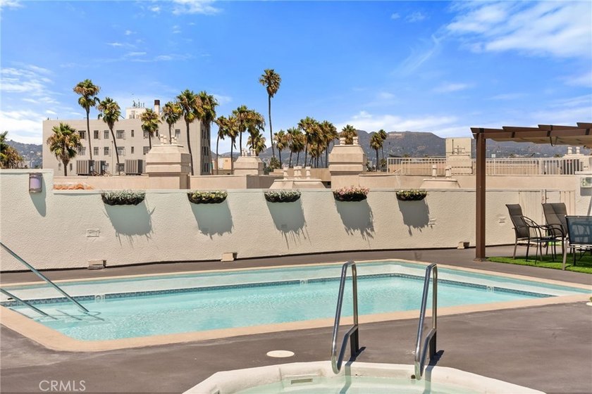 $20,000 Free Grant available!! A Private Urban Retreat with - photo 28