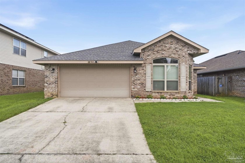 Thoughtful design and an efficient layout make this - photo 6