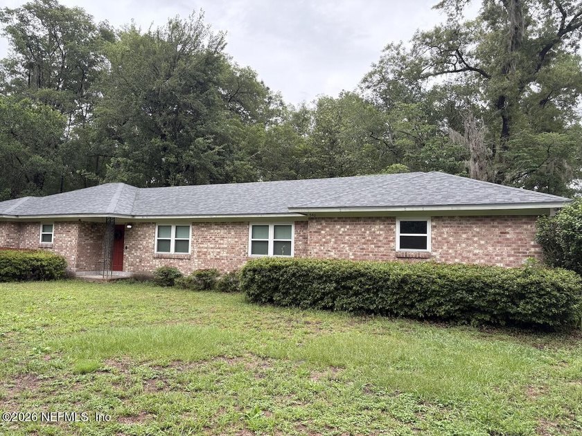 Property was off the market while the owners had a new roof - photo 4
