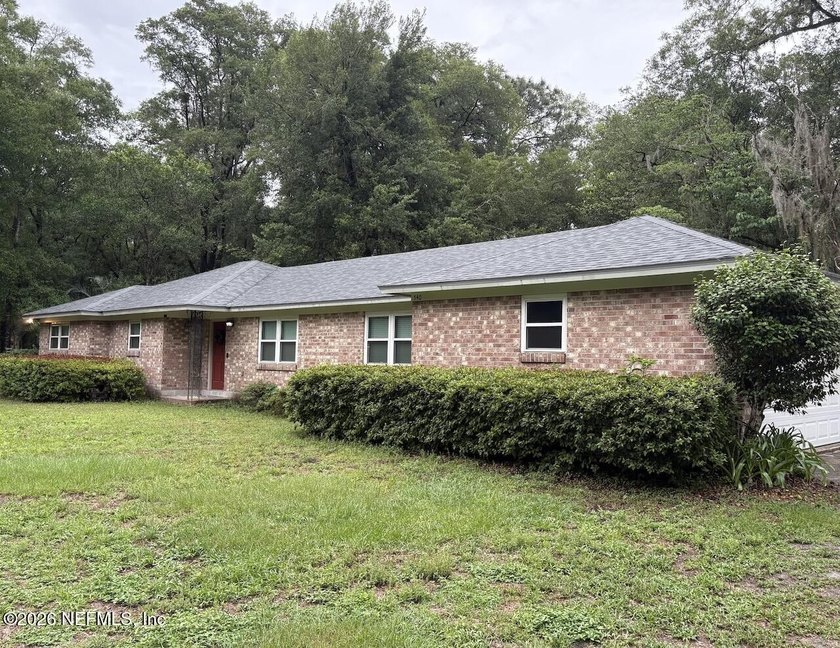 Property was off the market while the owners had a new roof - photo 5