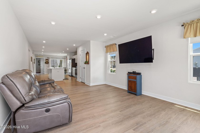 Welcome to 2042 Parow Lane NW in the Anderson Farm community - photo 3