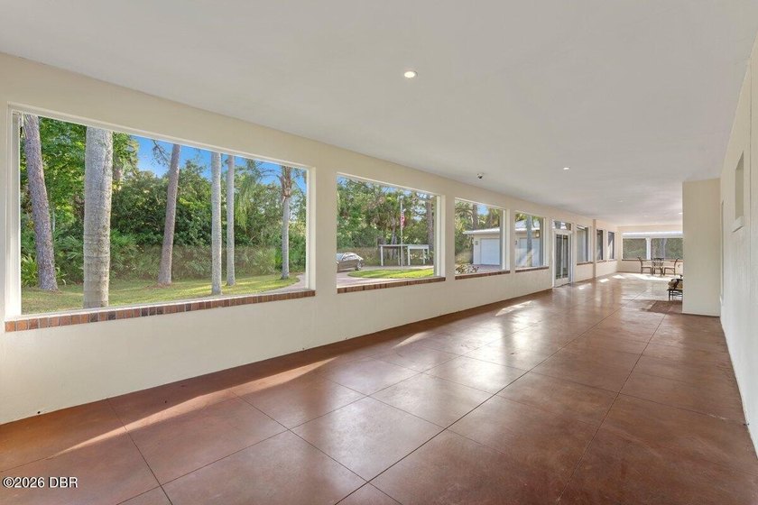 Welcome to your own private estate, where luxury, tranquility - photo 39