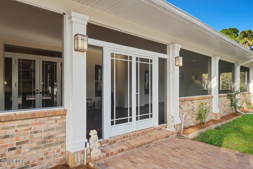 Welcome to your own private estate, where luxury, tranquility - photo 46