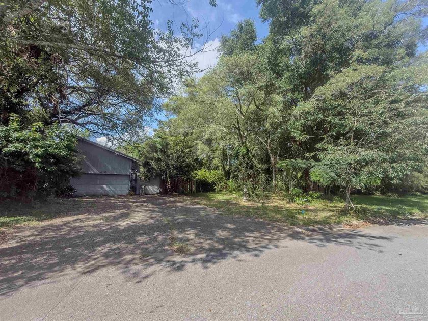 Rare opportunity to own a prime waterfront property in the - photo 3