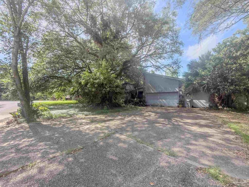 Rare opportunity to own a prime waterfront property in the - photo 5
