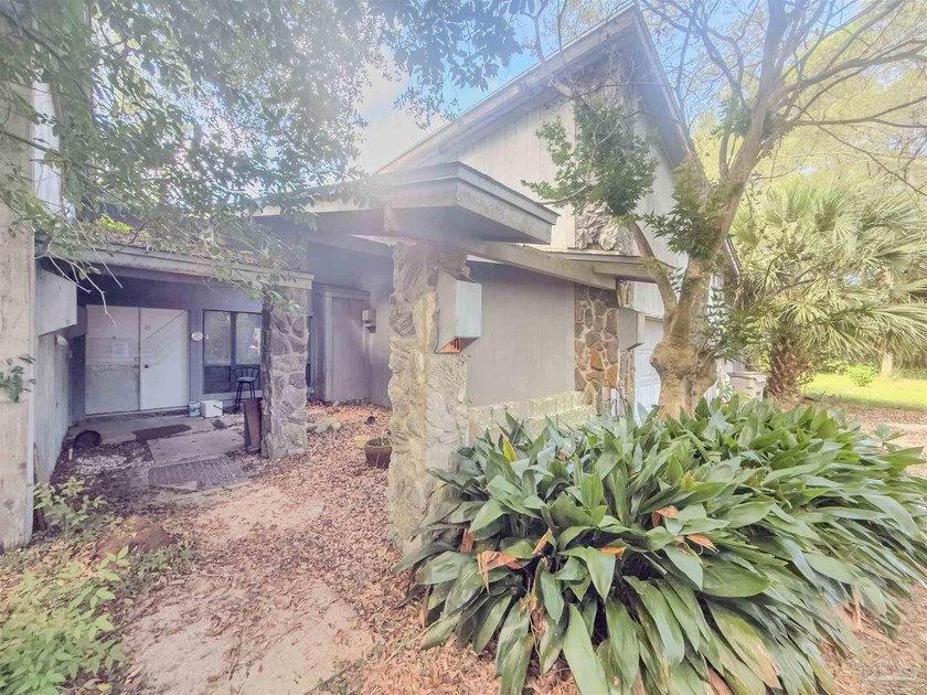 Rare opportunity to own a prime waterfront property in the - photo 7