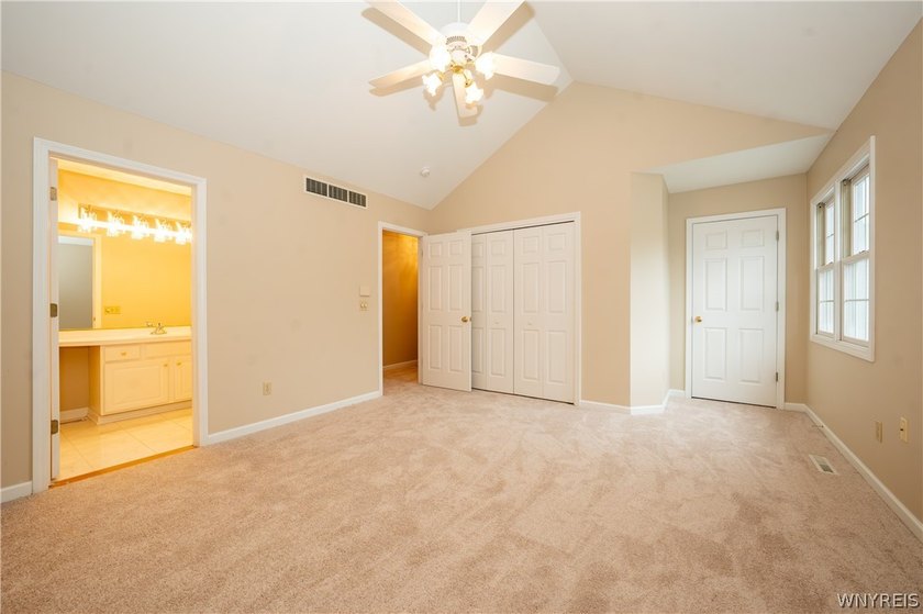 Welcome to this well-maintained 2-bedroom, 2.5-bath condo in the - photo 28