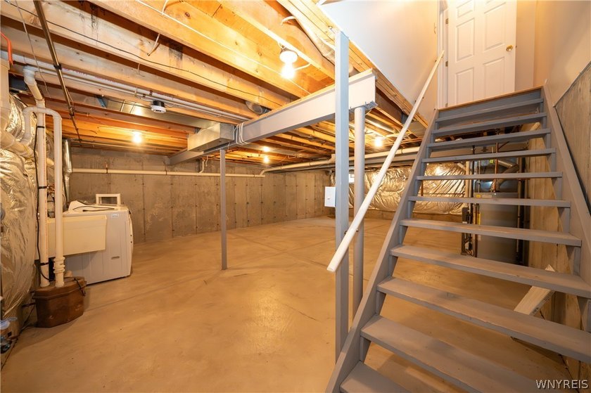 Welcome to this well-maintained 2-bedroom, 2.5-bath condo in the - photo 37